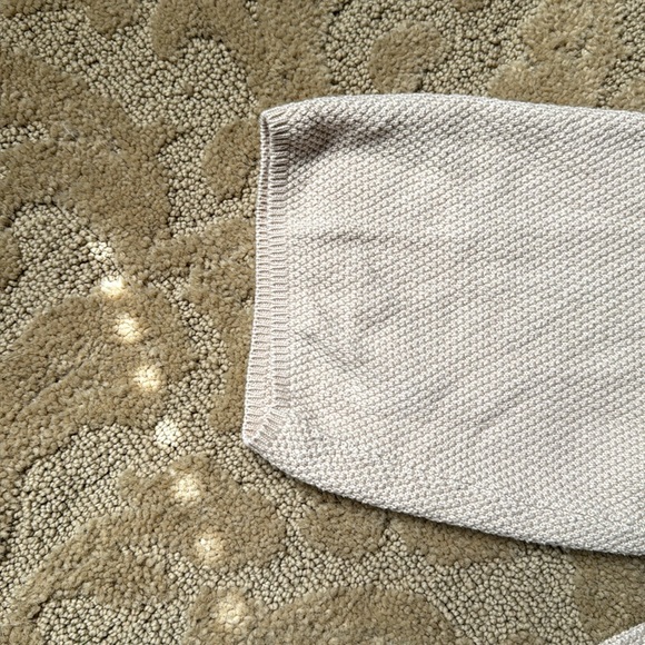 Knit 2pc outfit, size XLarge - Picture 4 of 9